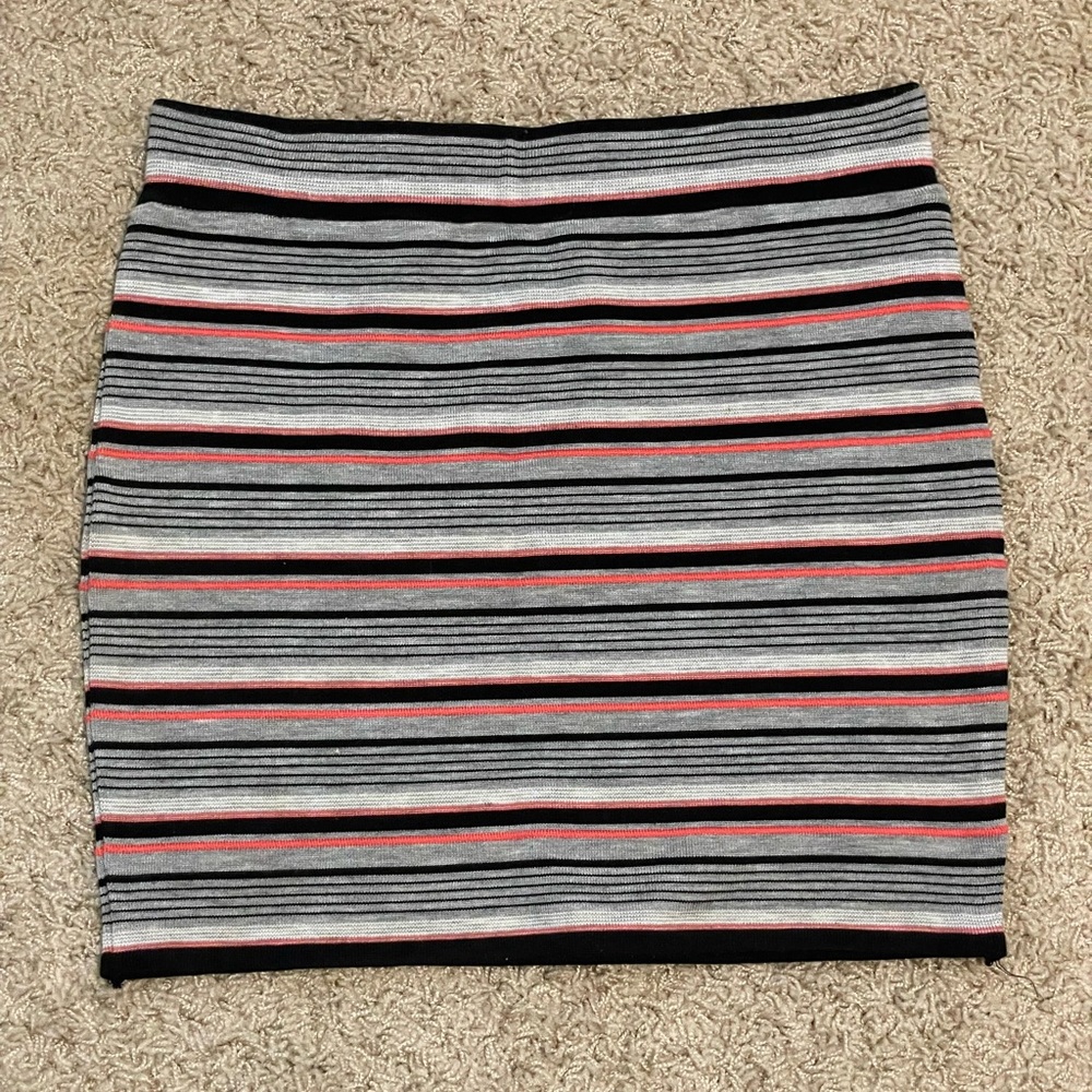 Forever 21 Skirt Size M